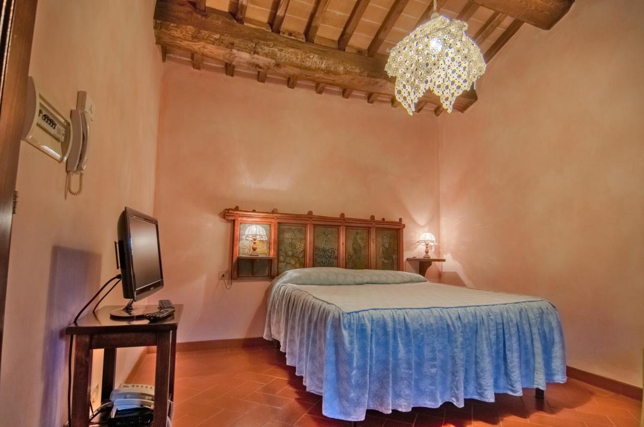 Agriturismo I Frati Paciano Eksteriør billede