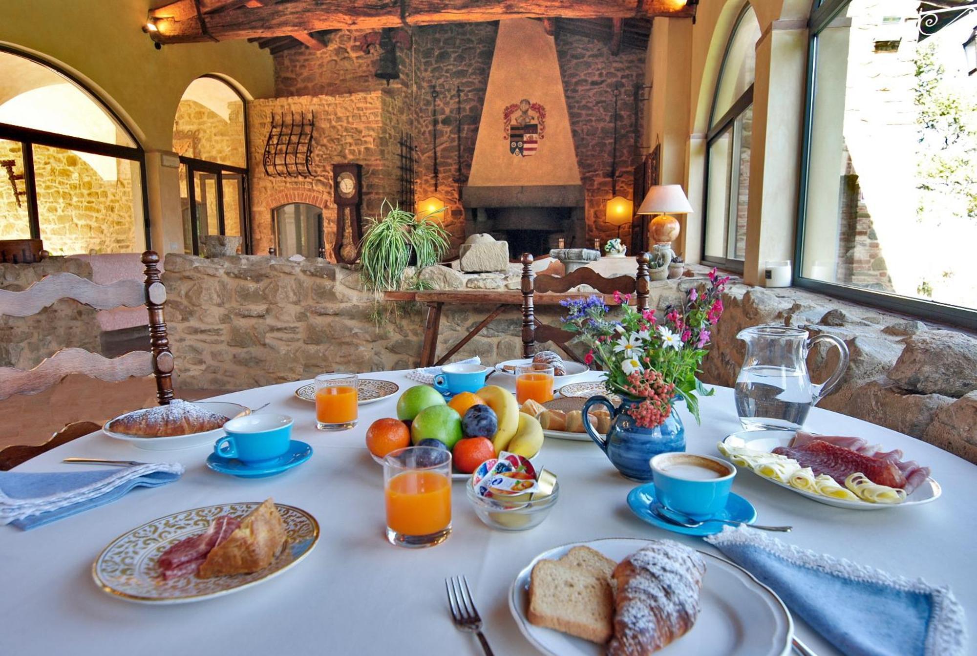 Agriturismo I Frati Paciano Eksteriør billede